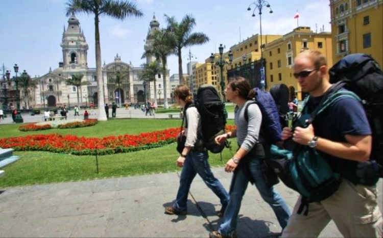 Perú captó 768.000 visitantes extranjeros