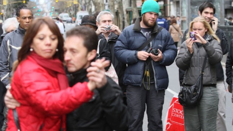 Argentina lleva cinco meses seguidos con más turistas extranjeros que previo a la pandemia