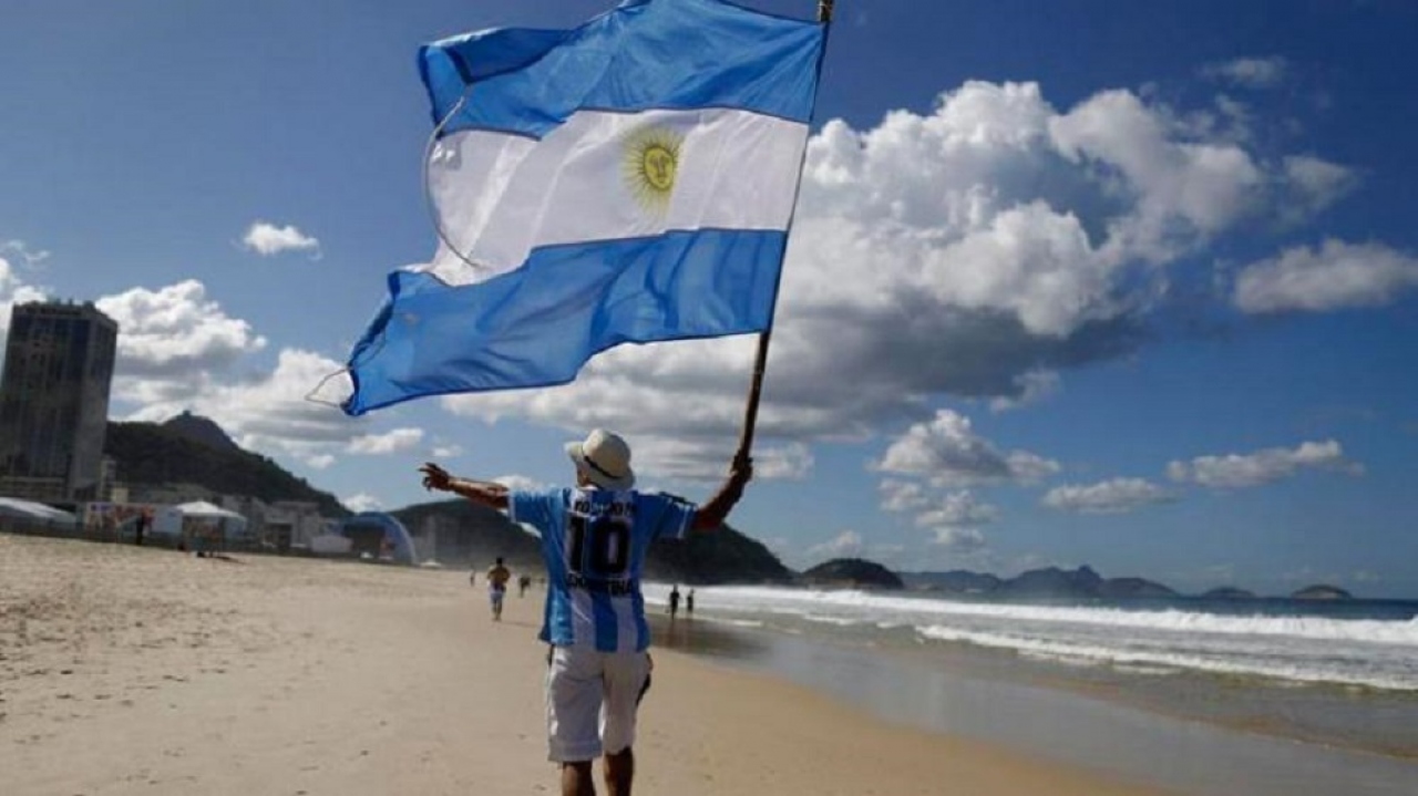 3.386.823 turistas argentinos impulsaron un r&eacute;cord hist&oacute;rico de visitas a Brasil