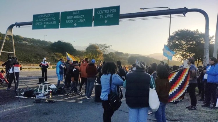 El turismo jujeño pierde 160 millones de pesos diarios debido a los cortes de ruta