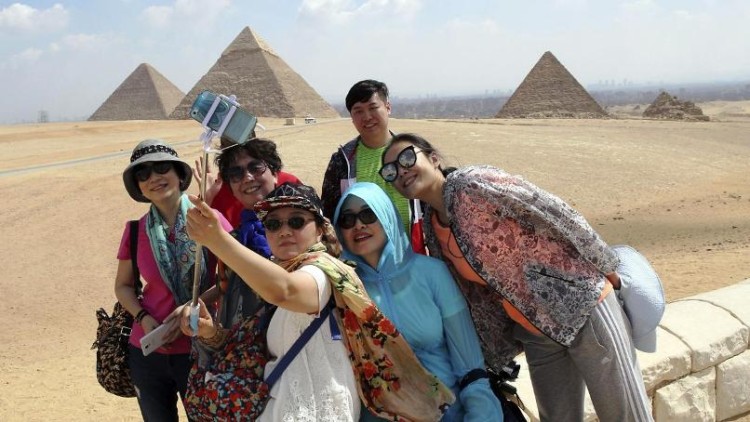 Egipto ya permite que los turistas saquen fotos en espacios públicos