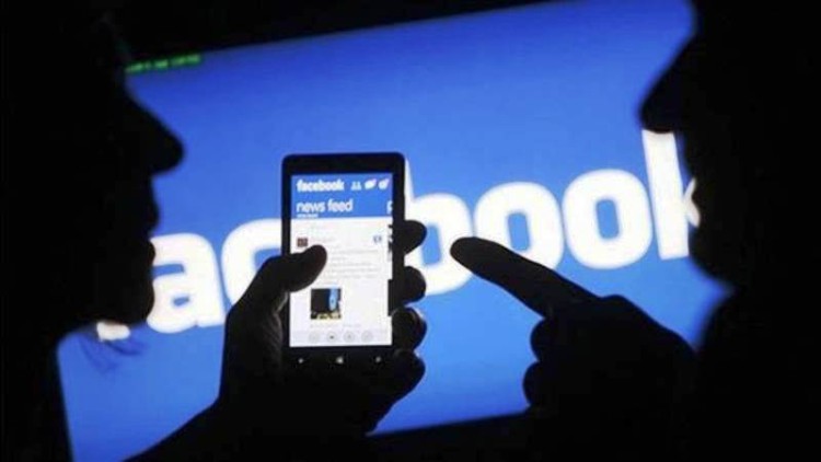 Faevyt alertó a Facebook por 12.453 cuentas apócrifas que simulan ser agentes de viajes