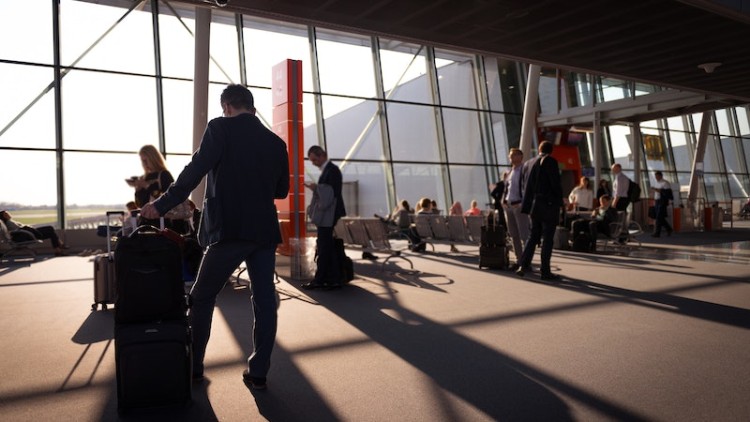 Consejos para reclamar ante demora o cancelación de un vuelo en Argentina