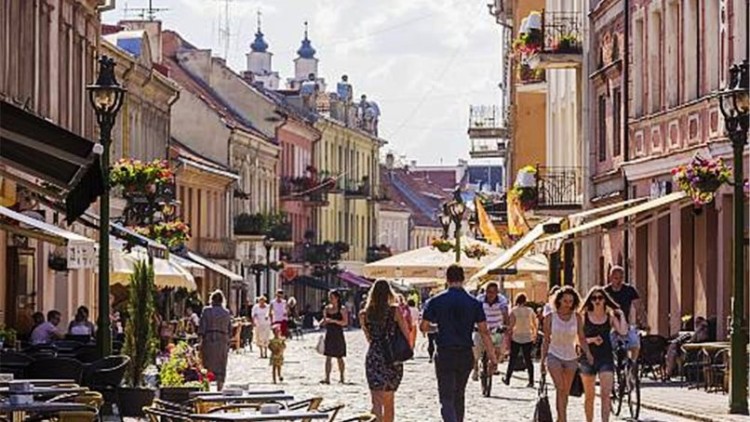 Rusia le espanta turistas extranjeros a Lituania