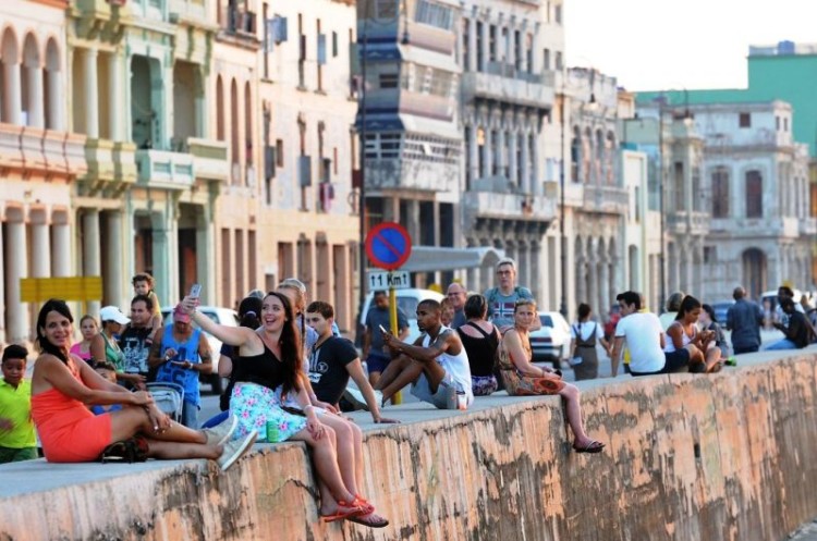 2.436.979 turistas vacacionaron en Cuba