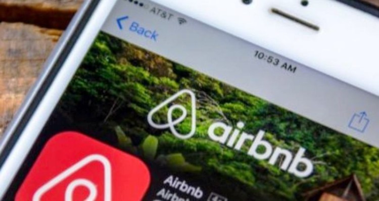 El gobierno colombiano regulará las plataformas Booking y Arbnb