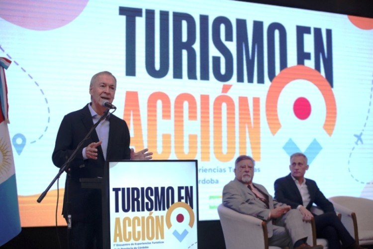 “El turismo sostiene 160.000 puestos de trabajo en Córdoba”