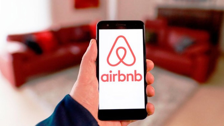 Portugal limitará los alquileres turísticos de Airbnb