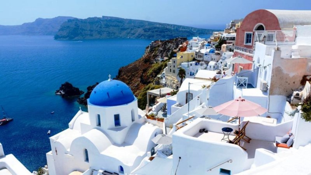 Grecia sobresale por sus islas, arqueología y hospitalidad