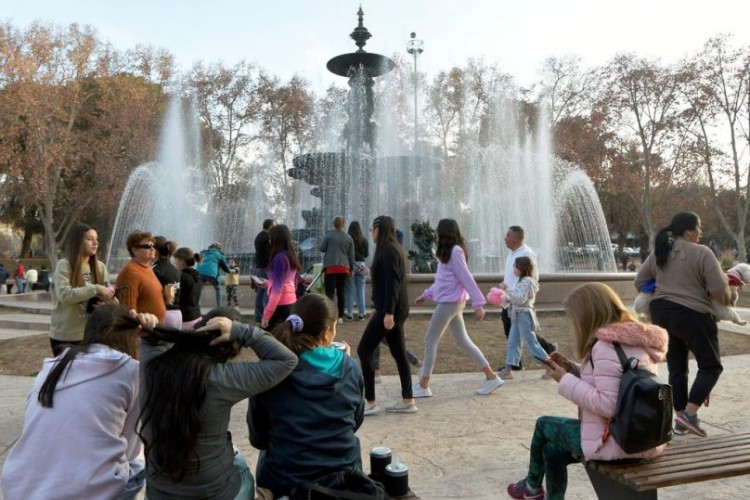 Mendoza recibirá a miles de turistas chilenos