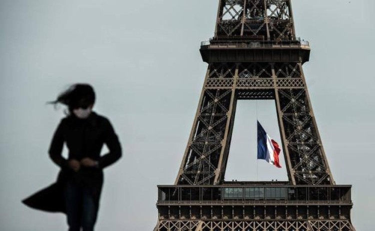 Los turistas extranjeros podrán ingresar a Francia sin pasaporte sanitario